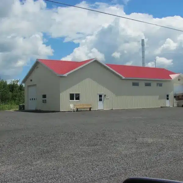 Étienne Hamel Ébéniste — Laurier-Station, réalisation de Constructions M